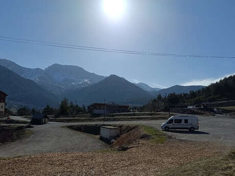 Aire de stationnement pour Camping-car Le Grand-Puy