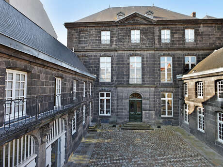 Les dessous du patrimoine : sculptures en lumière au Musée Mandet