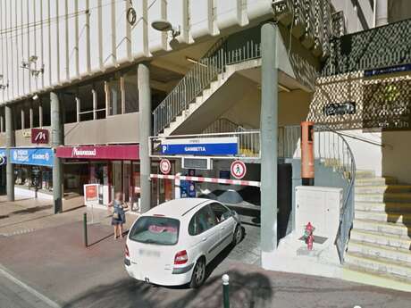 Electric vehicle charging station Hyères- Centre Ville - Parking Indigo Gambetta