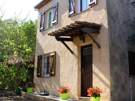 Séjour Mimosa au Gîte La Bastide des Trois Pins