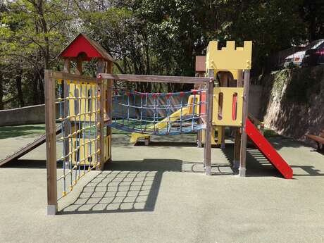 Aire de jeux enfants