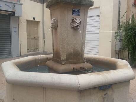 Fontaine de la rue Guilhempierre