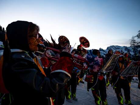 Karneval : La Tzoumaz in love