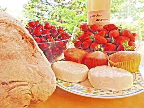 Le p'tit marché de Saint Vincent sur Jabron