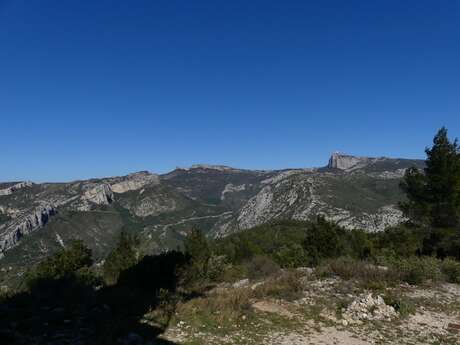 GÉMENOS - Le sentier du Limbert