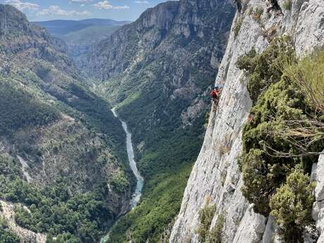 Stages d'escalade dans les Gorges du Verdon avec Rock'n Wild