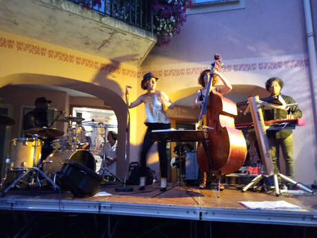 Villeneuve Live Music