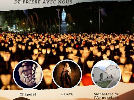 Prozession und Gottesdienst bei Kerzenlicht