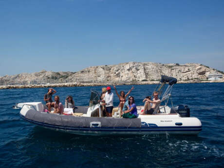 Boat privatization A special day : experience your Bachelor / Bachelorette party at sea