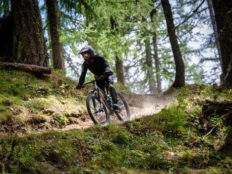 Itinéraire bike park piste rouge "Le Varensc" Itinéraire bike park piste rouge "Le Varensc"
