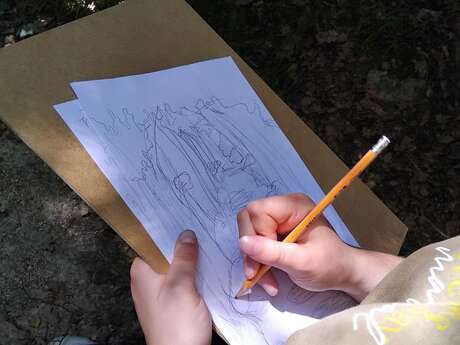 Atelier dessin : à vos crayons, illustrez la Sainte Baume avec LoBé