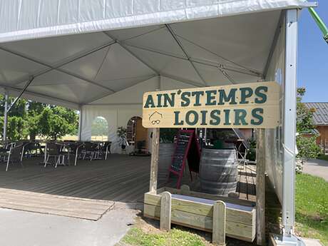 Ain'sTemps Loisirs Café in Les Plans d'Hotonnes