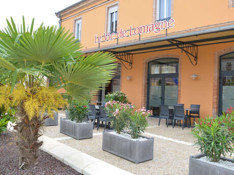Restaurant " Le Vic de Lomagne"
