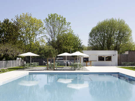 Sporting Pool