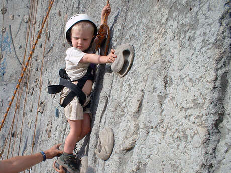 Les Ougiers climbing site