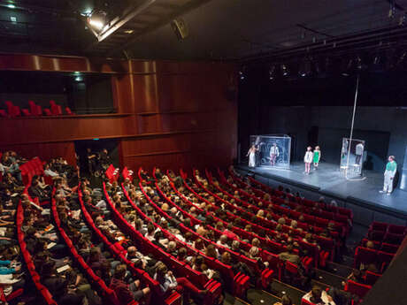 Le Liberté, Toulon's national stage