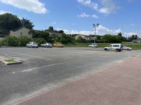 Parking Intermarché Vazerac