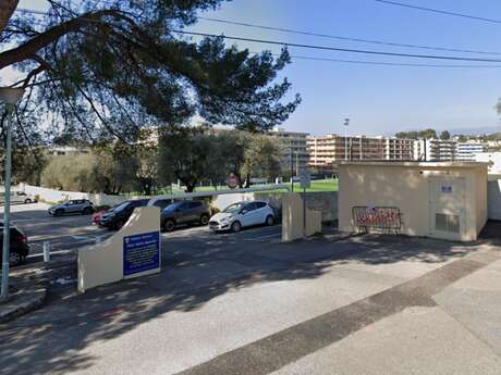 Parking du Stade Maurice Jean-Pierre