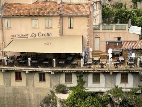 La Grotte - Auberge du Vieux Moulin