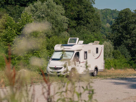 Aire naturelle accueil camping-car
