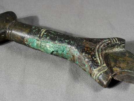 Exposition-dossiers  "Echos du bronze"