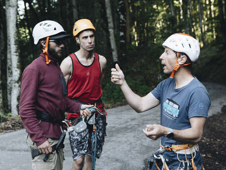 Via Ferrata met gids: de perfecte balans tussen wandelen en klimmen