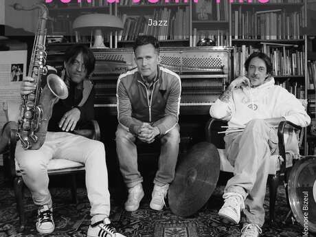 Concert Jon and John Trio