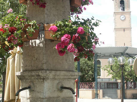 Fontaine de l'ancienne Grande Rue