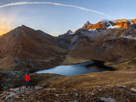 Le lac des Cordes depuis les Chalps