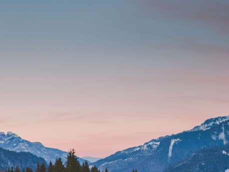 Ski touring lessons - group or individual with the ESF