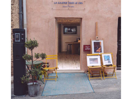 Galerie dans le Ciel de Cesare Brustia