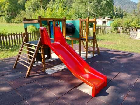 Aire de Jeux de Verdaches