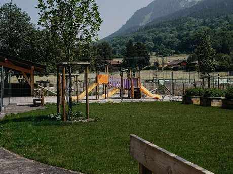 Journées Nationales de l'Architecture - Vergroening van het schoolplein in Thollon-les-Mémises