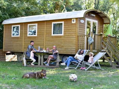 Camping le Nid du Parc - Roulottes