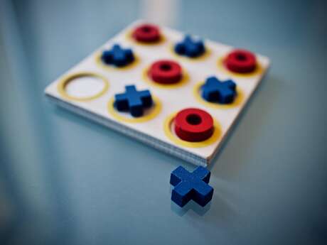 Serata di giochi da tavolo con l'associazione "La Guilde des Plaisirs" di Ramatuello.