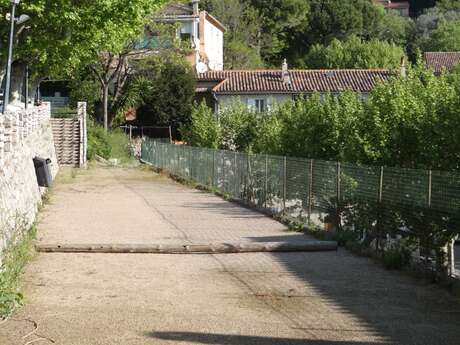 Boulodrome - centre du village