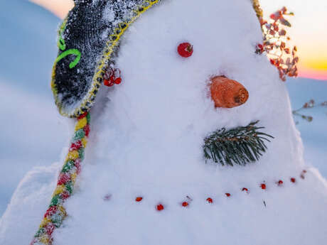 Concours de bonhomme de neige sur le front de neige du Queyrelet !