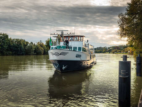 Croisière pique-nique au départ du Pecq Croisière pique-nique au départ du Pecq