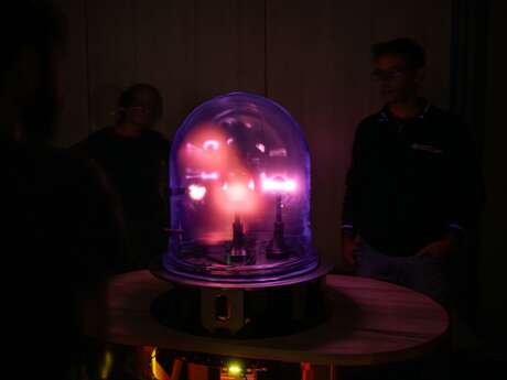 encontre en ciel pur - Démonstration : Simuler des aurores boréales et des phénomènes cosmiques (Session experte)