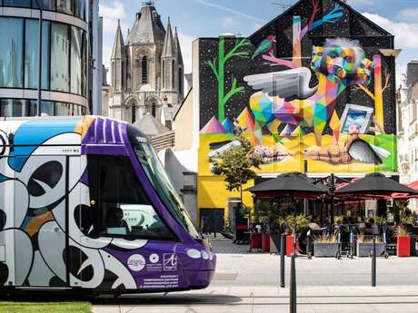 Échappées d'art - Découverte des œuvres en tramway (ligne tramway A)