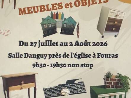 Ausstellung von Möbeln und Gegenständen