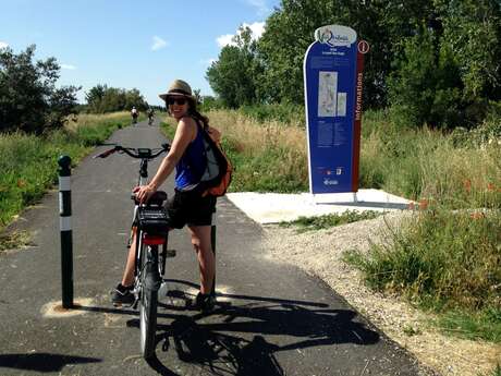 ARLES - Le long de la ViaRhôna à vélo
