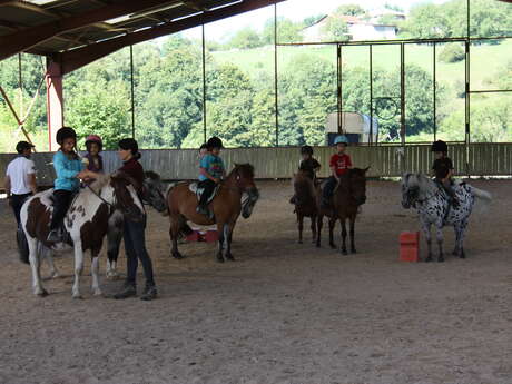 Baptêmes de poney avec les Écuries de Crossey