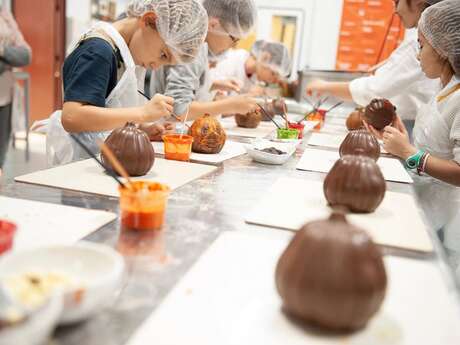 Atelier décoration pour les enfants à la Chocolaterie Castelain