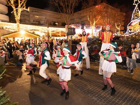 Le Village de Noël - Place de France - 2025