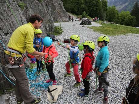 Stages escalade junior- Compagnie des Guides
