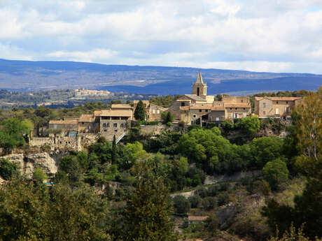 Le village de Venasque