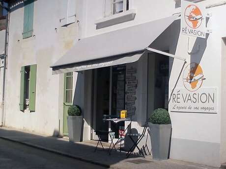 Ré'vasion travel agency