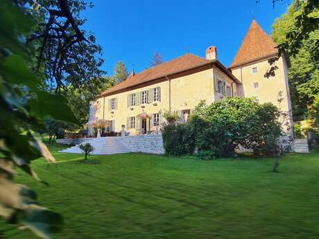 Chambres d'hôtes Le domaine du Très-haut au Château de Montanges