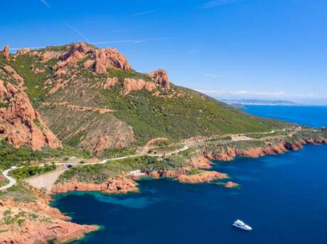 L'Estérel : de sa Corniche à son sommet